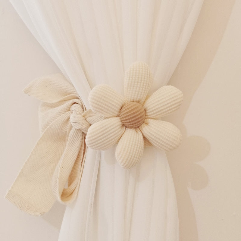 Daisy Curtain Tie Backs