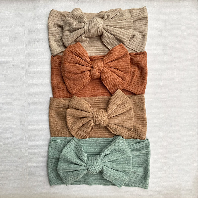 4 Piece Neutral Bow Set