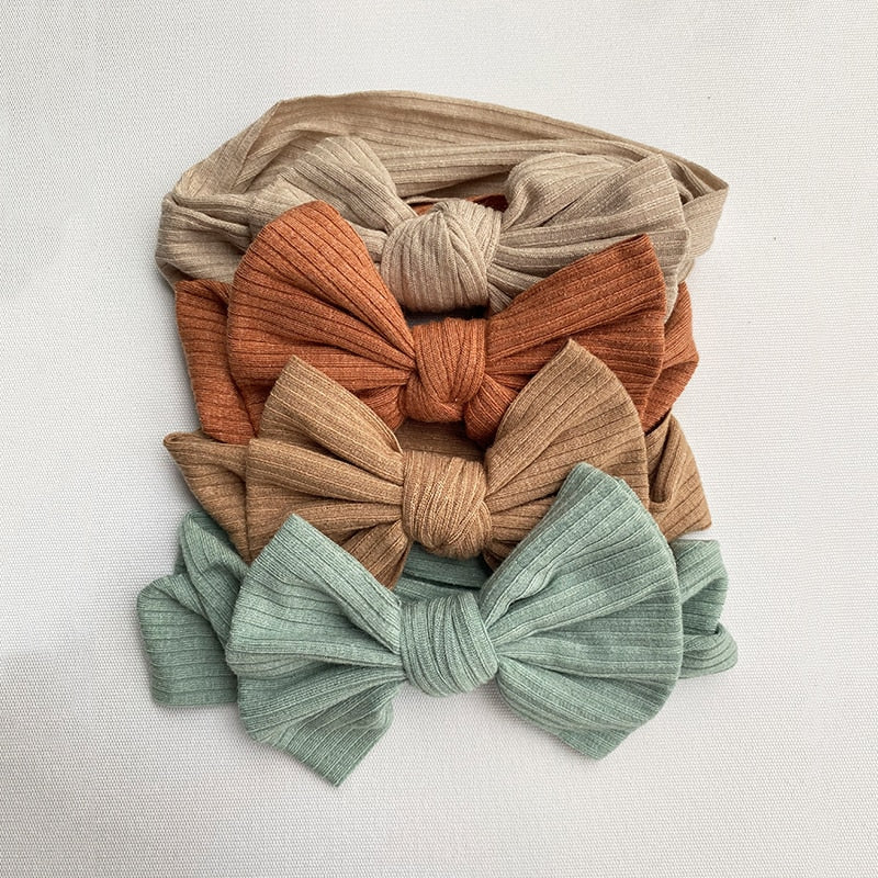 4 Piece Neutral Bow Set