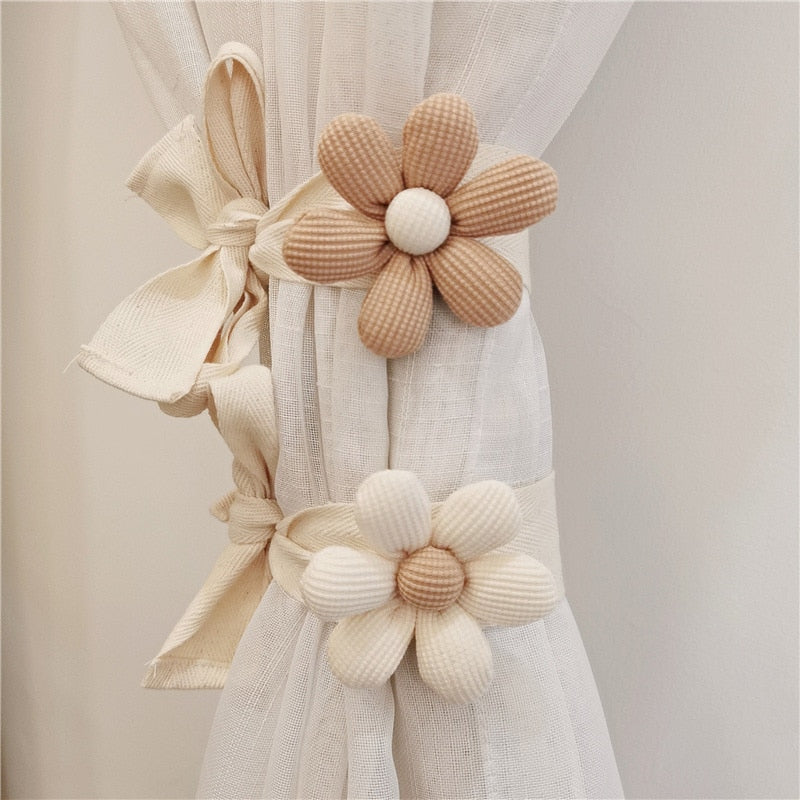 Daisy Curtain Tie Backs