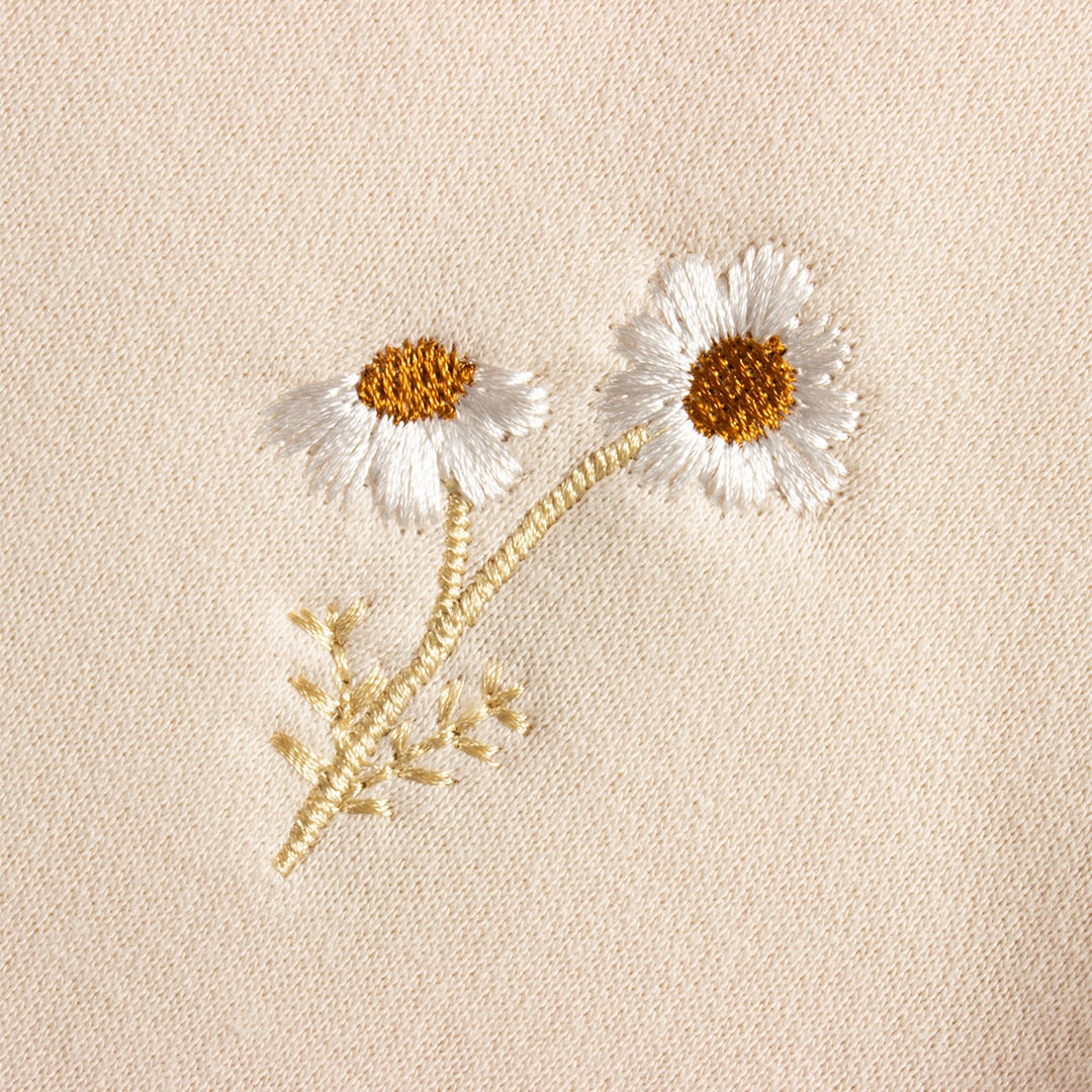 Dreaming of Daisies Sweatsuit in Oat